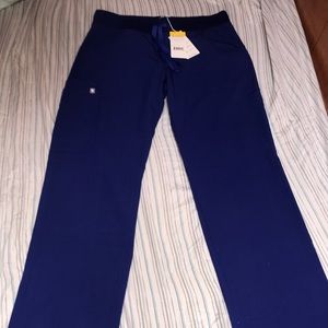 FIGS Kade Cargo Scrub Pants NWT
